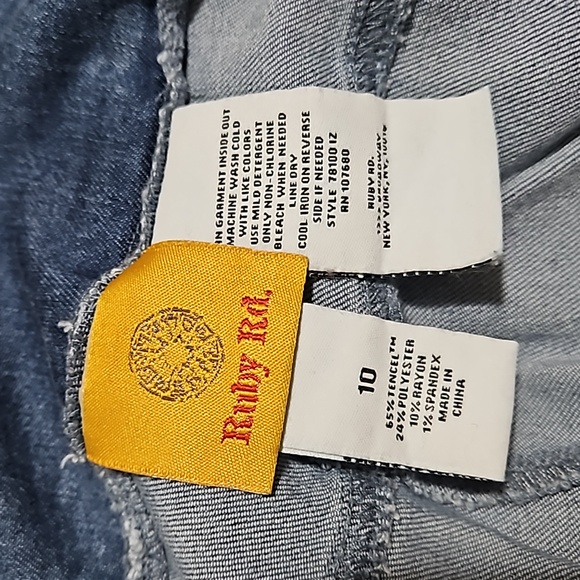 Ruby Rd. Jeans Size 10 - Picture 4 of 4